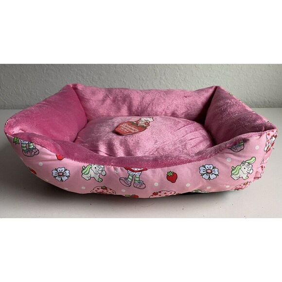 Strawberry Shortcake Small Dog Cat Pet Bed 20 X 16 X 6 Inches Pink Nesting NEW - Picture 1 of 15